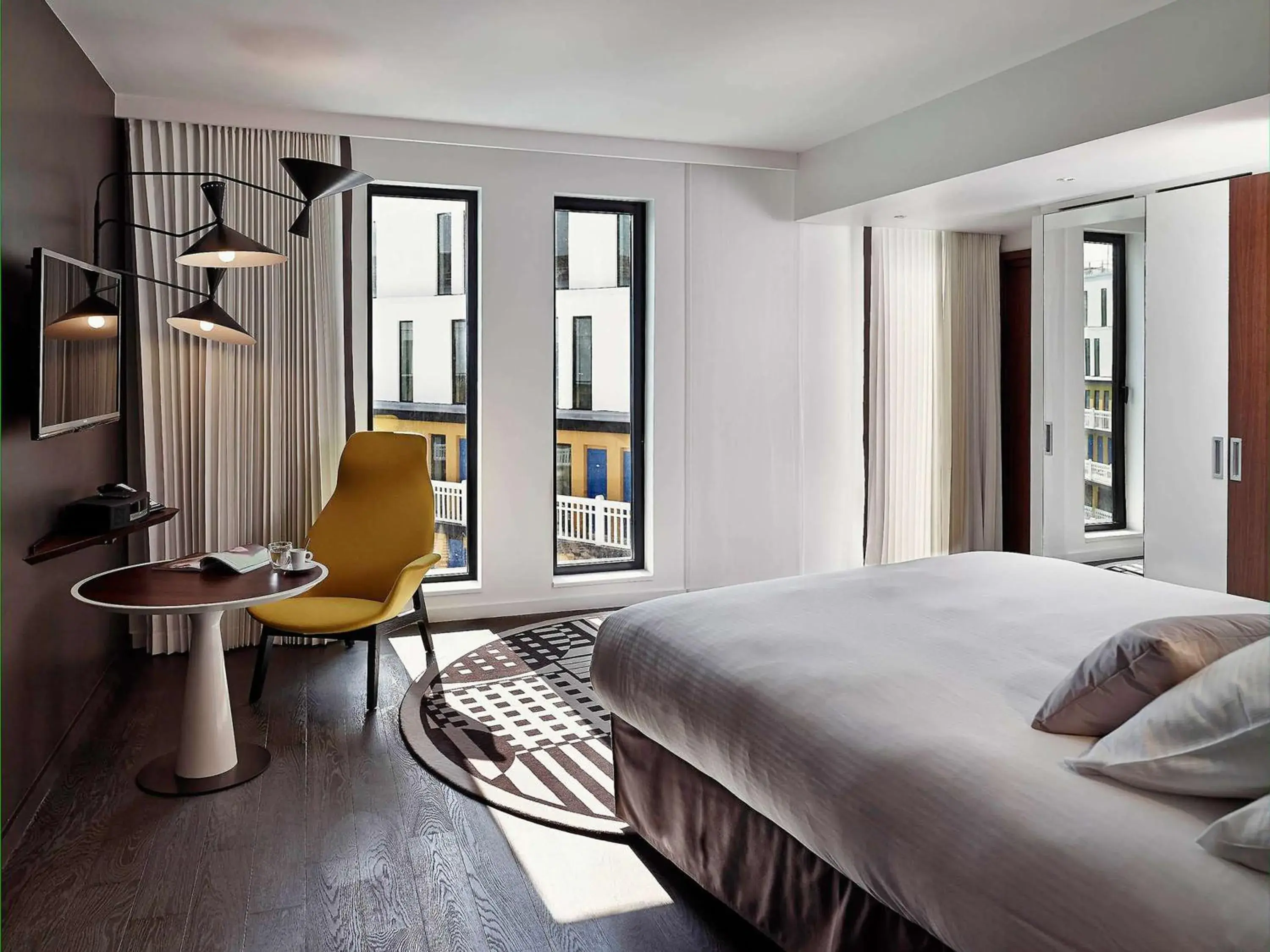 Bedroom, Bed in Molitor Hotel & Spa Paris - MGallery Collection
